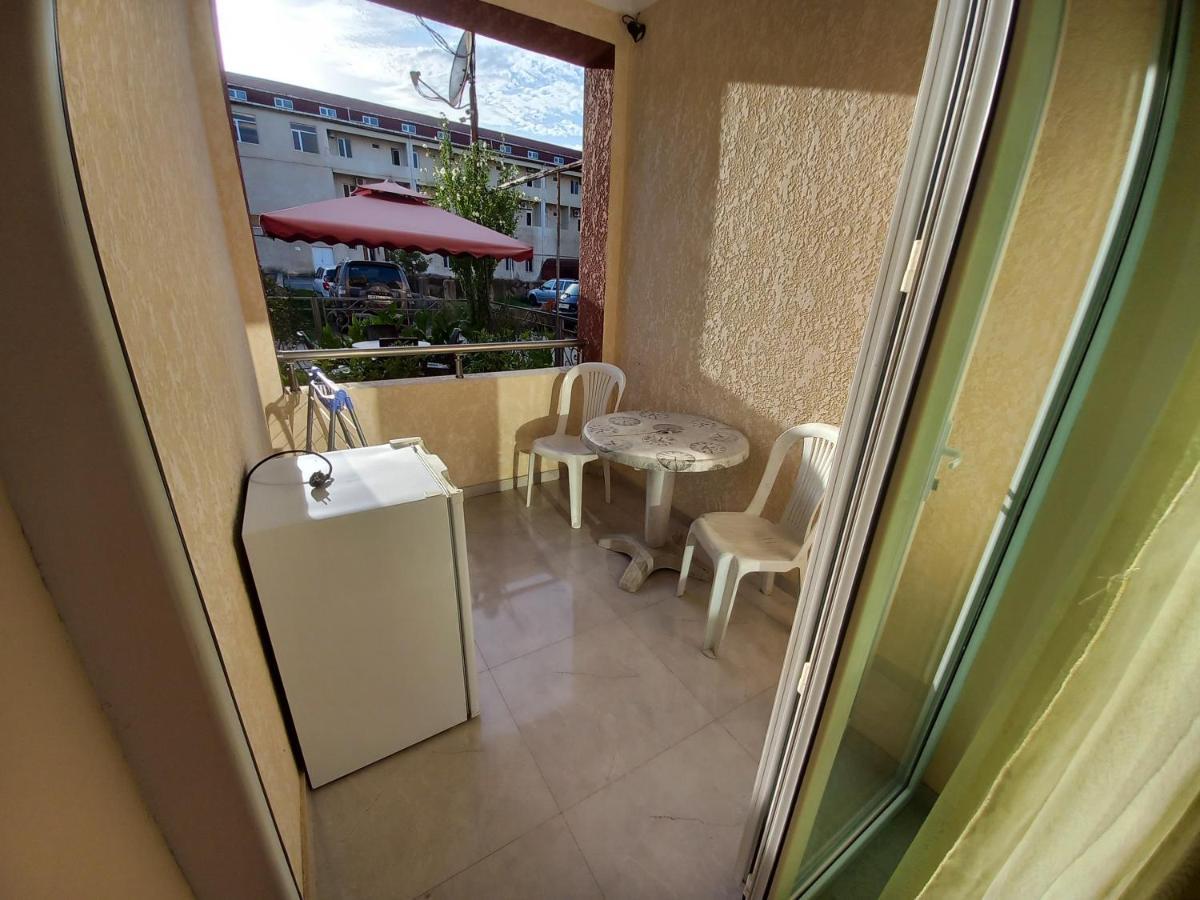 Imeri Hotel Ureki Bagian luar foto