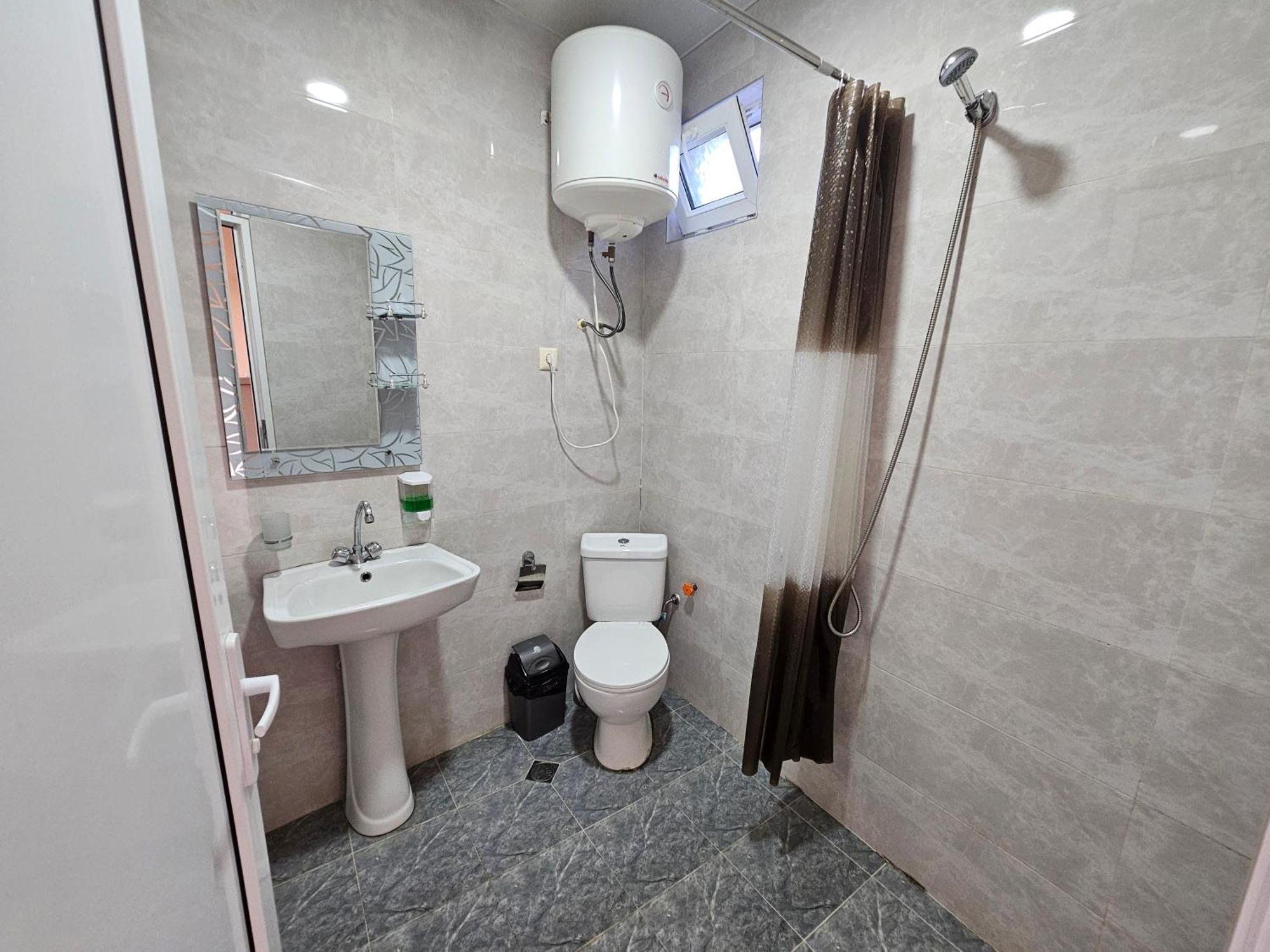 Imeri Hotel Ureki Bagian luar foto