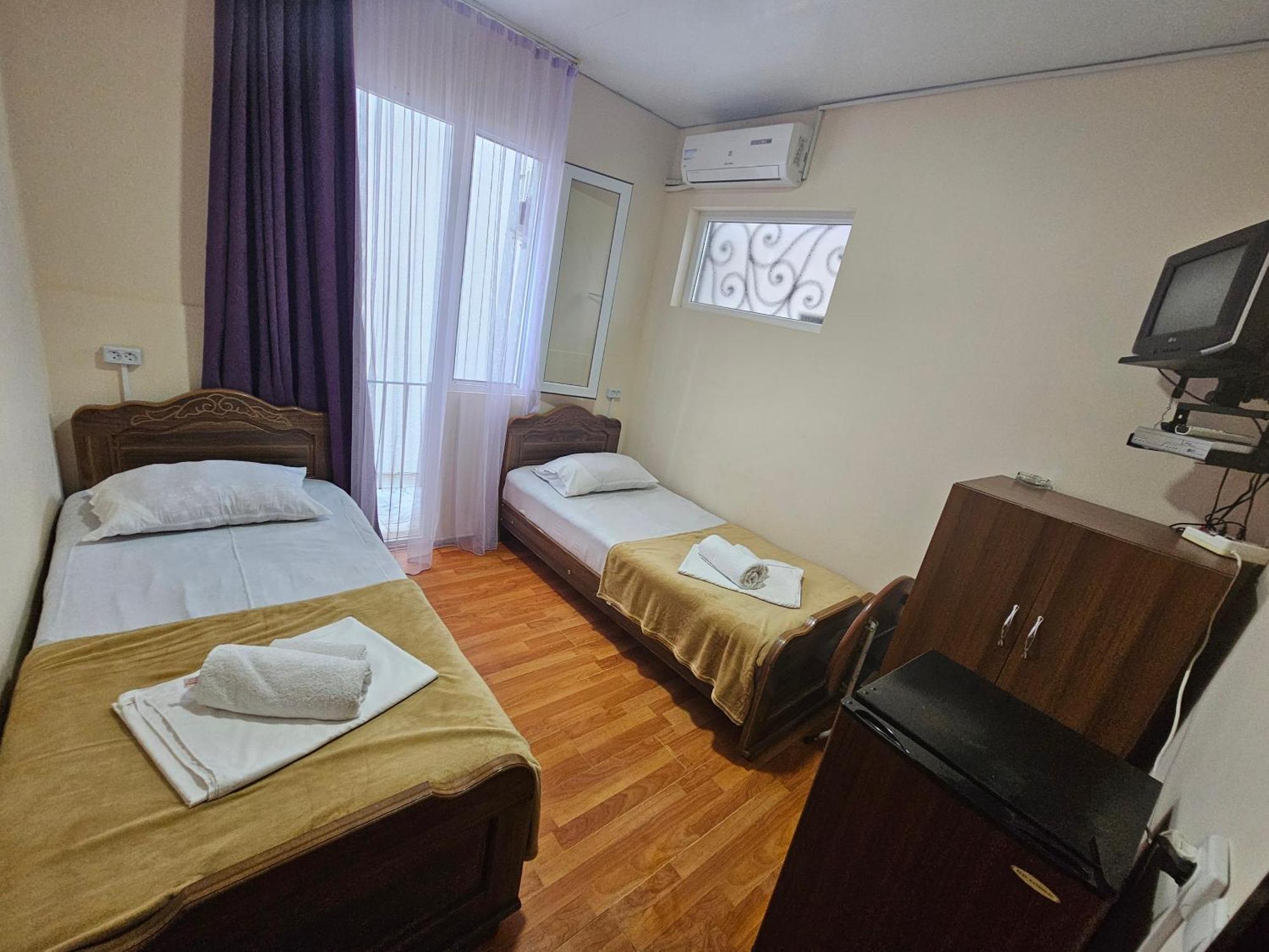 Imeri Hotel Ureki Bagian luar foto